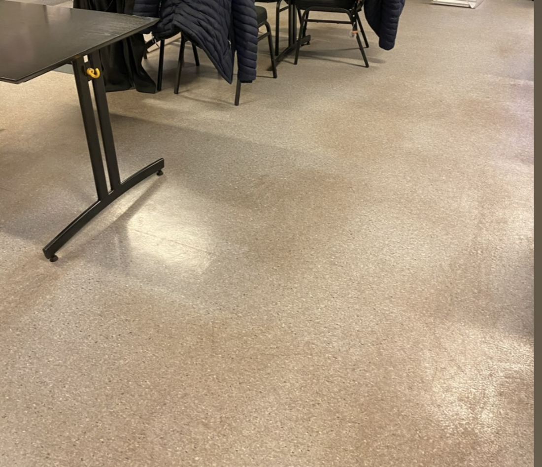 Före: golv i matsal